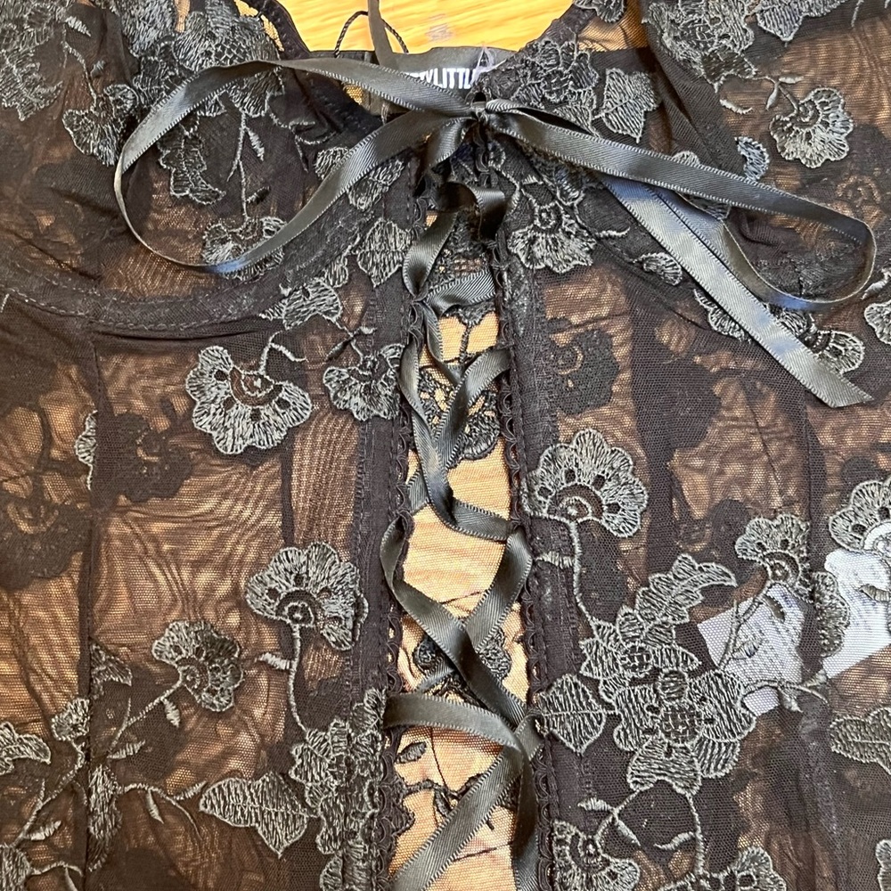 PrettyLittleThing Black Floral Lace Corset